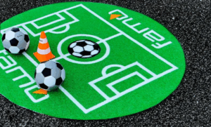 Digitaldruck auf Kunstrasen für Sportmarketing und Freizeit